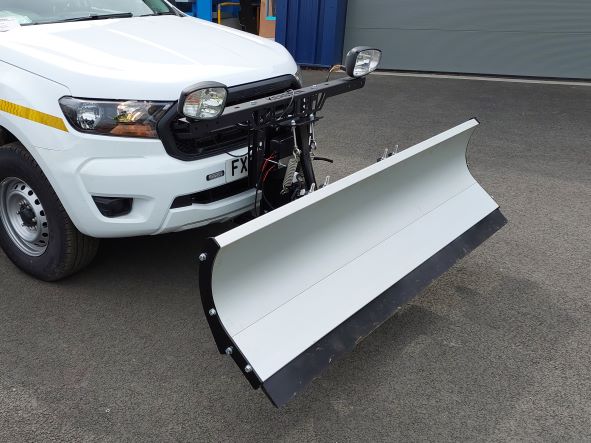 4 x 4 Snow plough by Faulkner brother