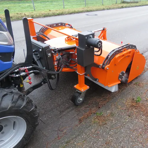 FKM 25060 H - Front Mounted Sweeper for Tractor & ...