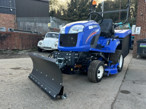 Kersten SCHN 12545 snow plough on an Iseki SXG 324 Low Tip