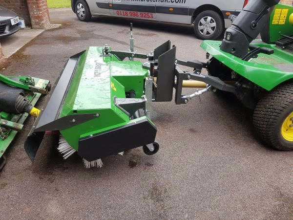 John Deere 1550 outfront mower with a Kersten KM 15045 sweeper