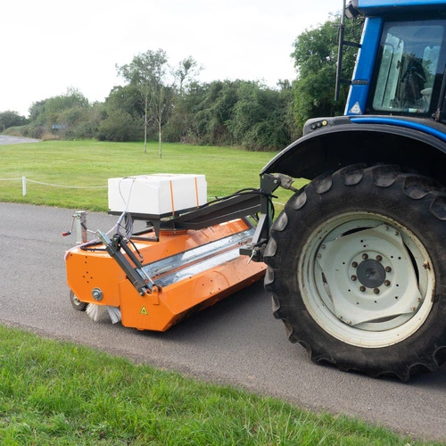 KM 25060 H - Rear Mounted Sweeper for Tractor 250cm Hydraulic