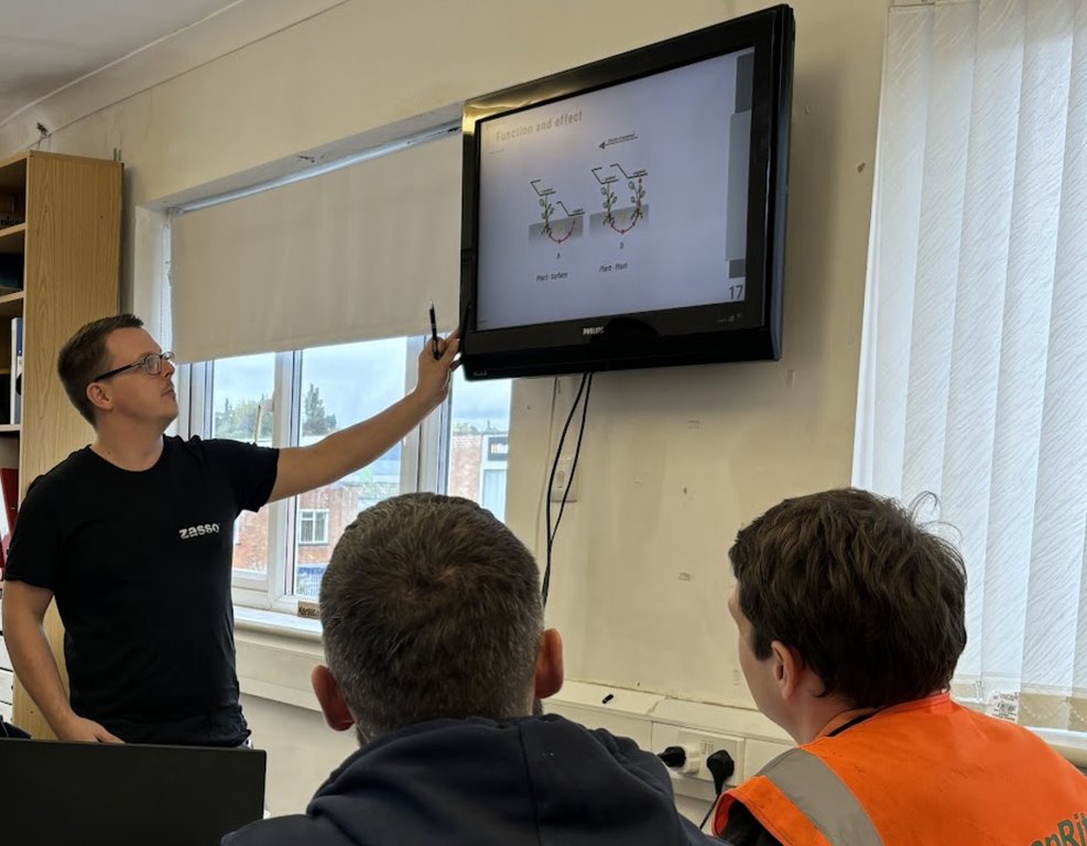 TRAINING - Electric Weeding Machines 