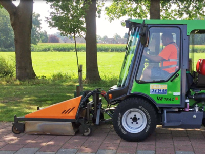 HOAF carrier-mounted thermal weed-control equipment