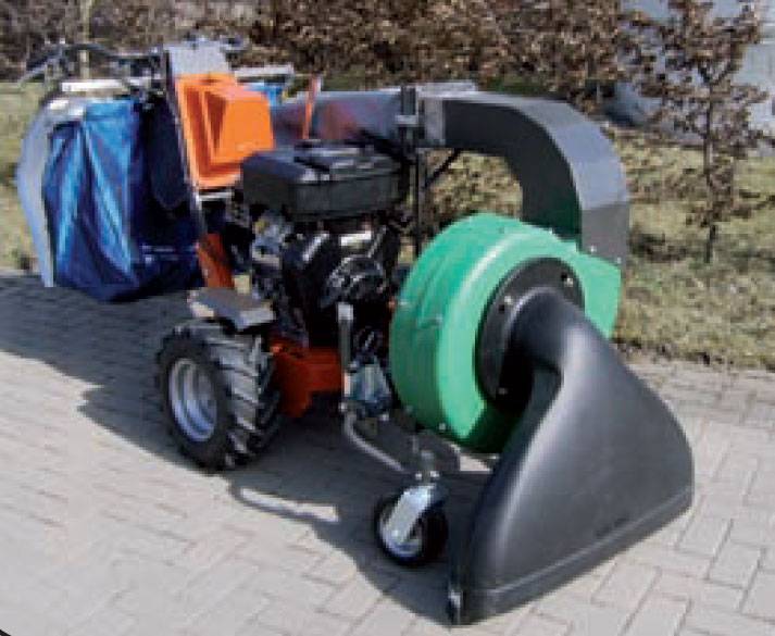 Foliage and waste suction attachment, suitable for UBS Easy and UBS Hydro